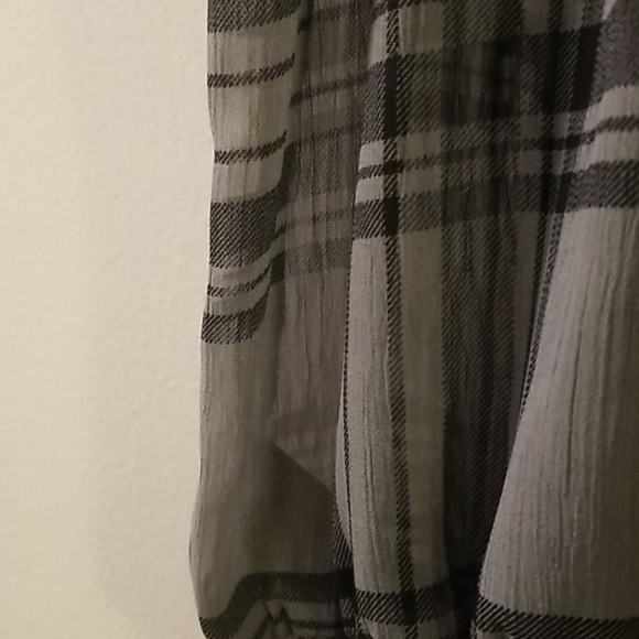 Plaid top - Picture 7 of 7